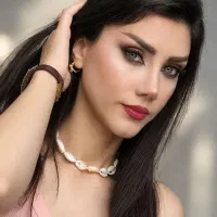 افتتاح سالن جدید +۲۰درصد تخفیف رو لاین میکاپ