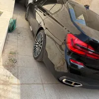 ب ام و ۷۳۰