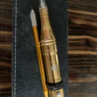 دستگاه تتو و قلم باید و صندلی