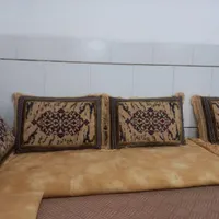 پشتی وتشک
