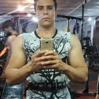 مربی بدنسازی و تغذیه