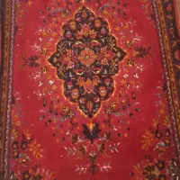 یه قالیچه حدودا دو متری