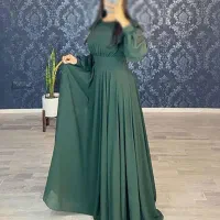 به چند نفر مدلینگ خانم نیازمندیم