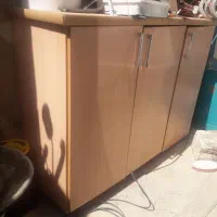 کابینت و یه تخته ال بزرگ