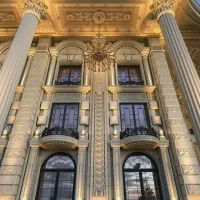 آپارتمان ۱۴۵متر جنوبی مستردار ولیعصر پروین اعتصامی