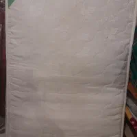 تخت یک نفره