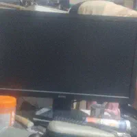 یک دستگاه پرینتر لیبل زن