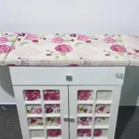 فروش میز اتو کمد دار در حد نو