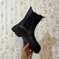 نیم بوت چرم رنگ مشکی کاملا نو و سالم|کیف، کفش، کمربند|رشت, سلیمانداراب|دیوار