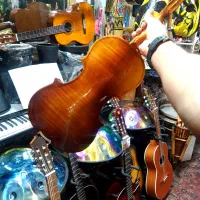 ویولن،ویالن