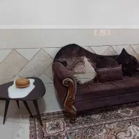 مبل نیمه سلطنتی .در حد نو سالم زیبا