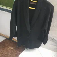 کت جنس مخمل مشکی سایز ۵۲میخوره