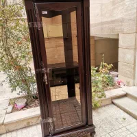بوفه ویترین شیشه ای چوبی سه طبقه