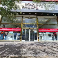 فروشنده آقا تمام وقت و پاره وقت