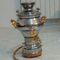 سماور گازی نفتی برقی سبد چوبی سطل گلدان بیلچه|کلکسیون اشیاء عتیقه|مشهد, چهارچشمه|دیوار