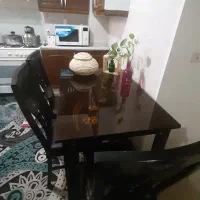 میز نهارخوری چهارنفره