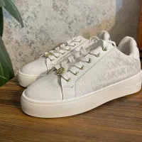 کفش مایکل کورس