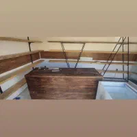 دکور کاملا نو فلزی چوبی .چوب روس|کتابخانه، شلف، قفسههای دیواری|شیراز, سینما سعدی|دیوار