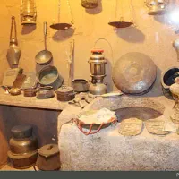 در چوبی، چراغ نفتی، سماور ذغالی|صنایع دستی و سایر لوازم تزئینی|نوبران, |دیوار