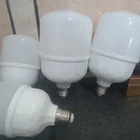 فروش لامپ ۲۰ و ۳۰ وات به نصف قیمت با ضمانت یکساله