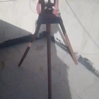 گیره سه پایه لوله گیرگیره