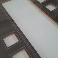 میز ۴ نفره غذاخوری با ۴ عدد صندلی سالم در حد نو