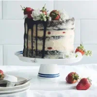 فروش کیک و شیرینی و مربا و انواع دسر و غذا