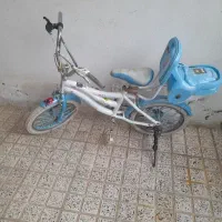 یک عدد دوچرخه سالم