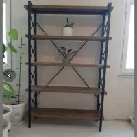 استند طبقاتی