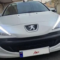 پژو 207 دنده ای سقف فلز مدل 1404|خودرو سواری و وانت|اصفهان, تخت فولاد|دیوار
