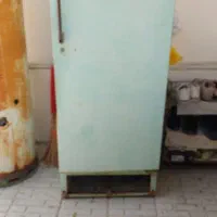 یخچال و فریزر ۱۳ فوتی و یخچال قدیمی موتور آمریکایی|یخچال و فریزر|بابلسر, |دیوار