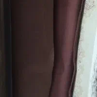 موکت قهوه‌ای رنگ