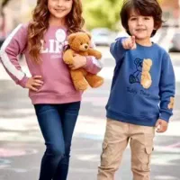 پوشاک بچه گانه به علت جمع آوری مغازه