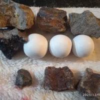 سنگ اسیاب و شهاب سنگ