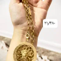 مدال و زنجیر ورساچ و دستبند و انگشتر ورساچ