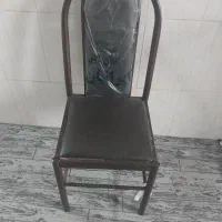 صندلی ایرانیان محکم و بادوام