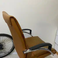 صندلی میز‌تحریر رنگ عسلی|صندلی و نیمکت|قدس, شهر‌قدس|دیوار