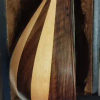 سه تار|سازهای سنتی|مشهد, هفت تیر (حافظ)|دیوار