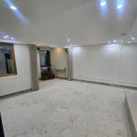 واحد-اداری-تجاری-بهترین-لوکیشن-با-نور-گیر-عالی