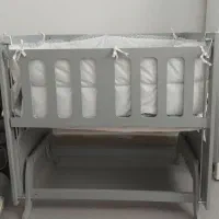 تخت گهواره ای نوزاد|تخت و صندلی بچه|اراک, |دیوار