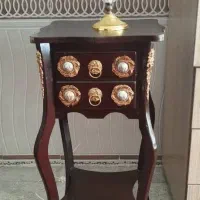 میز تلفن به فروش میرسد