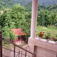 اجاره ویلا دوبلکس استخردار جنگلی با الاچیق|اجارهٔ کوتاه‌مدت ویلا و باغ|رشت, استادسرا|دیوار