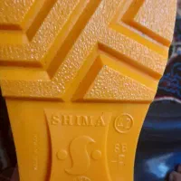 چکمه ایمنی|کیف، کفش، کمربند|شیراز, دست خضر|دیوار