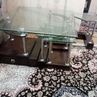 میز شیشه ای جلو مبلی