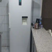 یخچال بادی تک درب