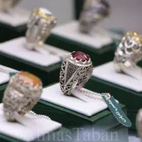 انگشتر نقره های دست ساز با نگین های اصلی|جواهرات|مشهد, هفده شهریور|دیوار