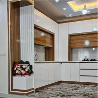 منشی جهت نمایشگاه کابینت