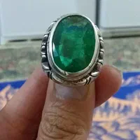 انگشتر نقره دست ساز نگین زمرد طبیعی و معدنی|جواهرات|کرج, عظیمیه|دیوار