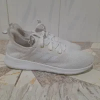 کفش پیاده روی آدیداس سایز۳۹ونیم