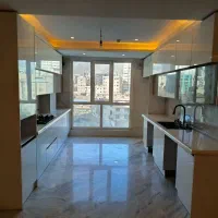 نوساز بدون مشابه /خطی رو به خیابان